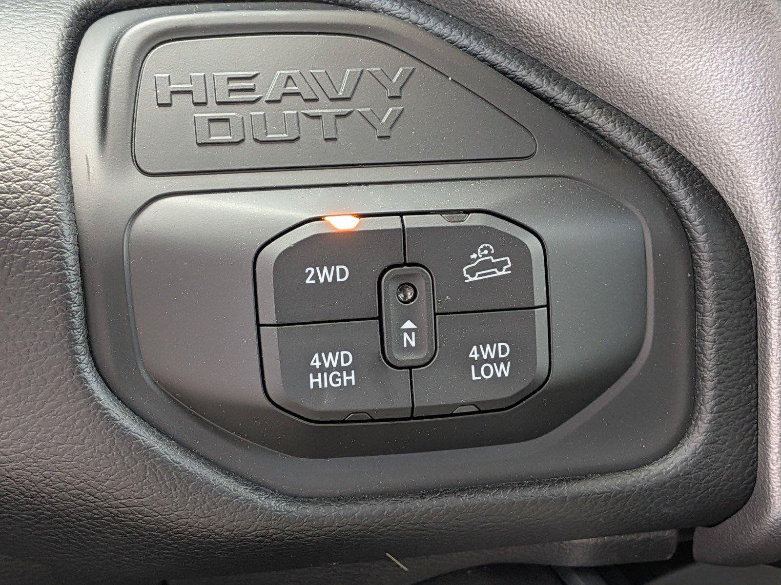 New 2026 RAM 2500 Big Horn AWD/4WD image 13