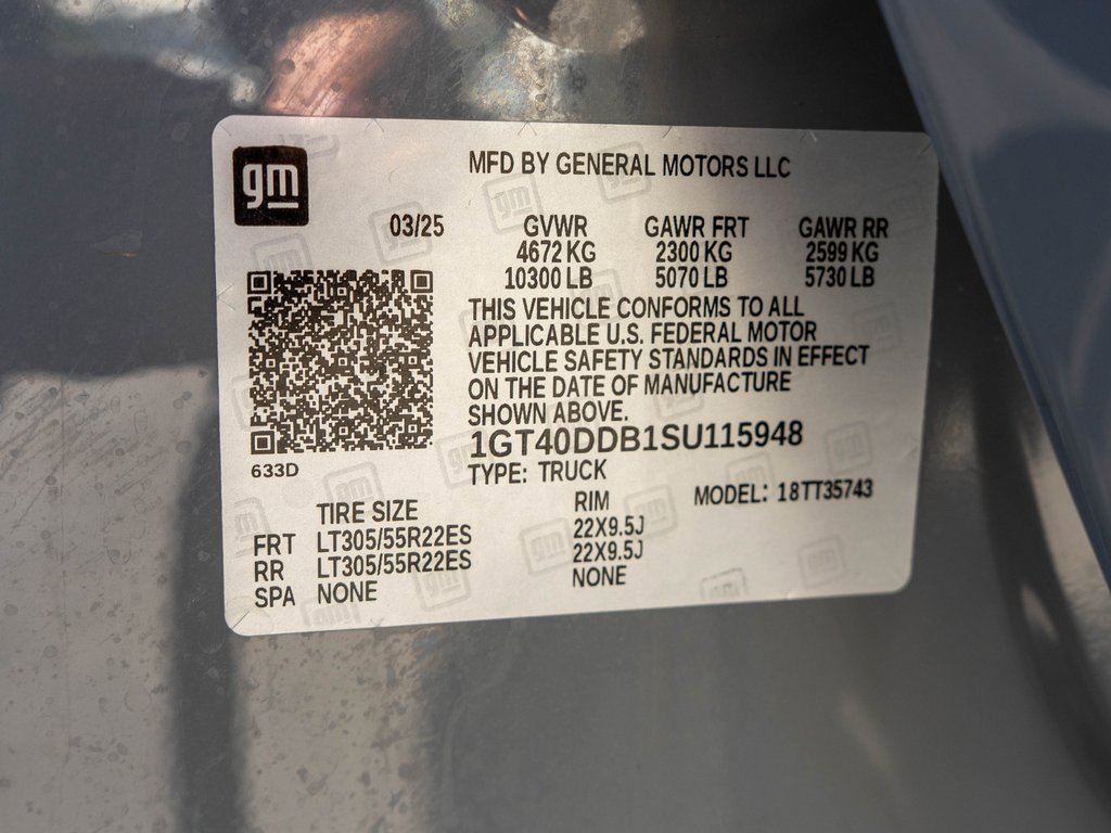 New 2025 GMC Hummer EV 3X w/ LPO, Dark Essentials Package image 42