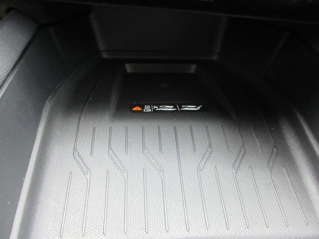 New 2026 Chevrolet Equinox EV LT AWD/4WD image 28