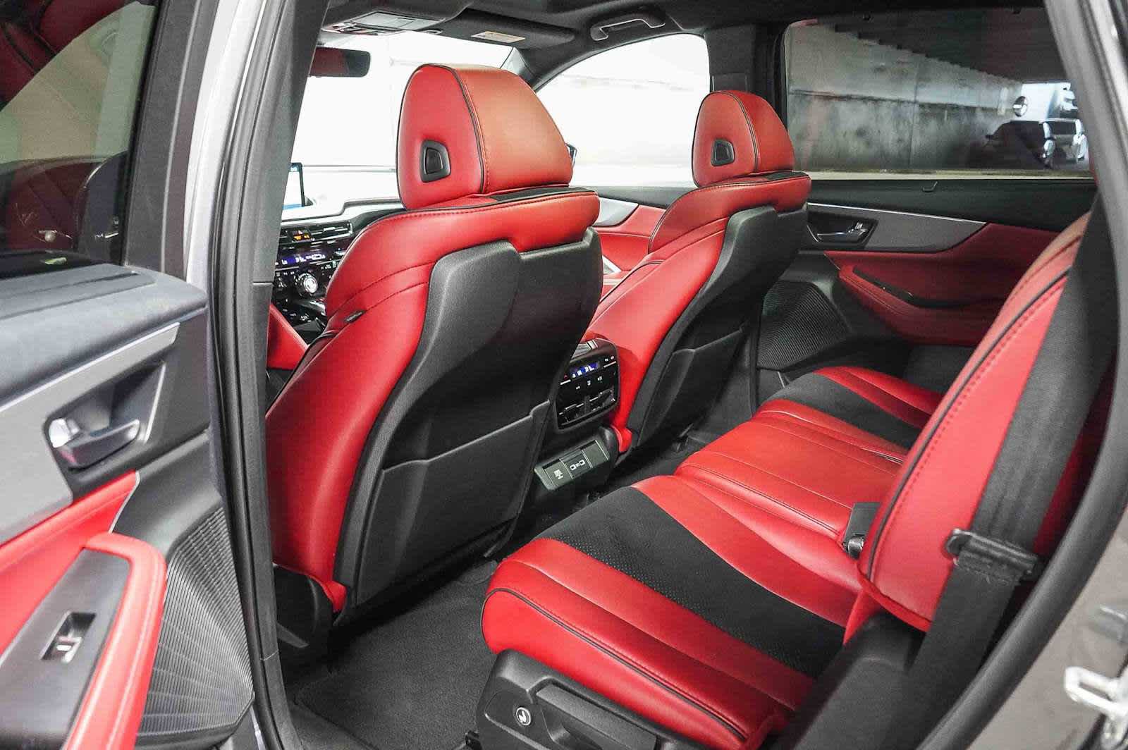 Used 2023 Acura MDX A-Spec image 22