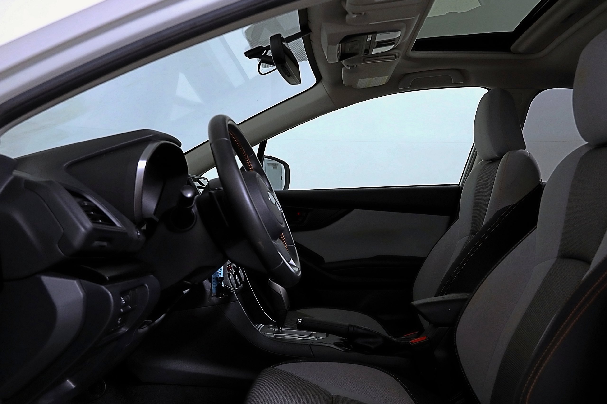 Used 2019 Subaru Crosstrek 2.0i Premium w/ Moonroof Package AWD/4WD image 17