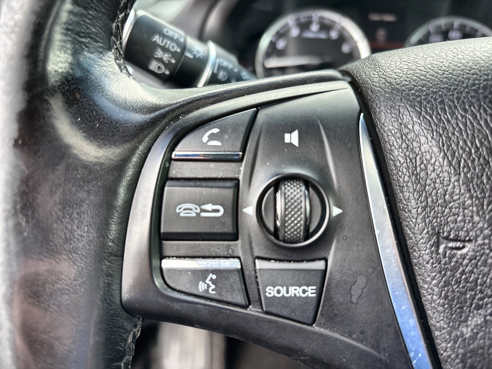 Used 2015 Acura TLX V6 w/ Advance Package FWD image 25