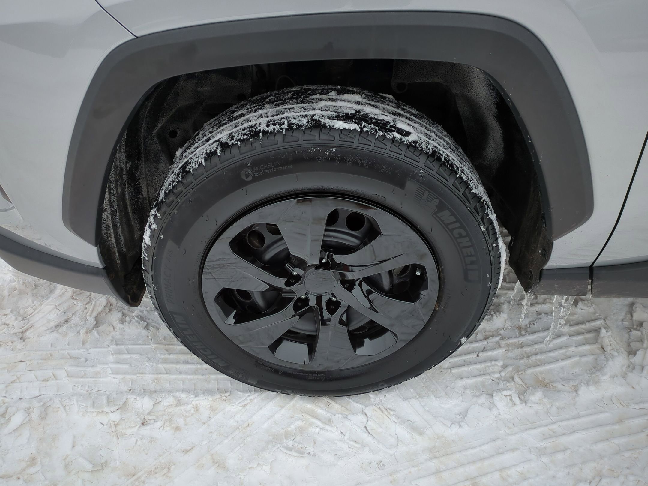 Used 2023 Toyota RAV4 LE image 22