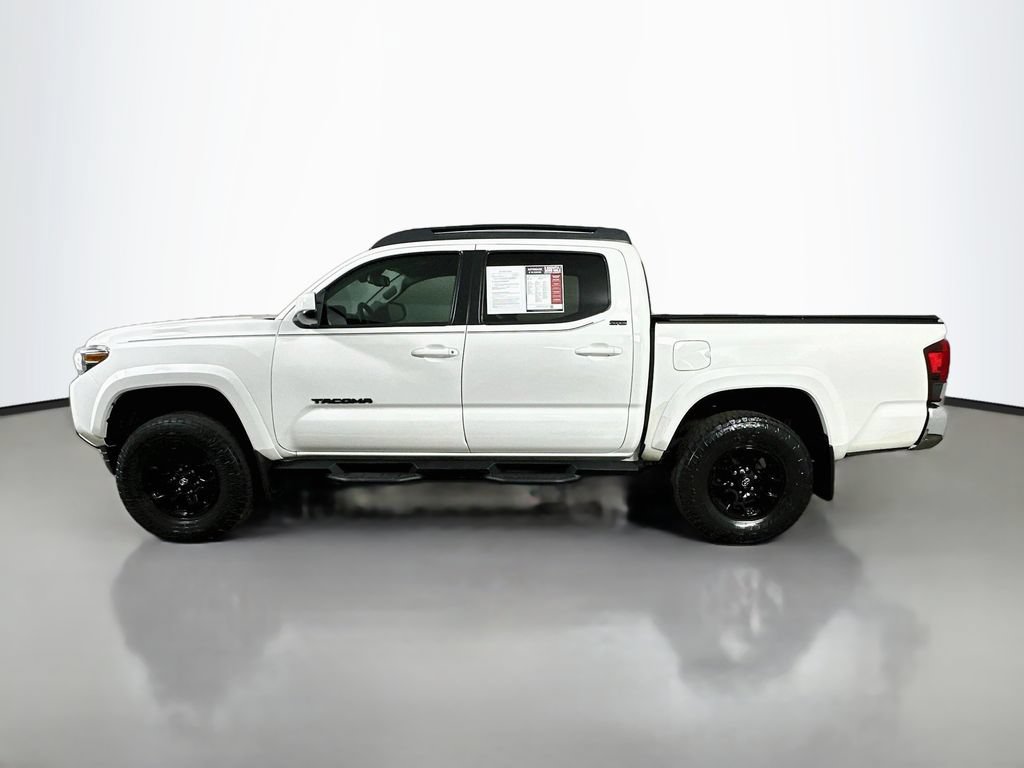 Used 2021 Toyota Tacoma SR5 RWD image 5