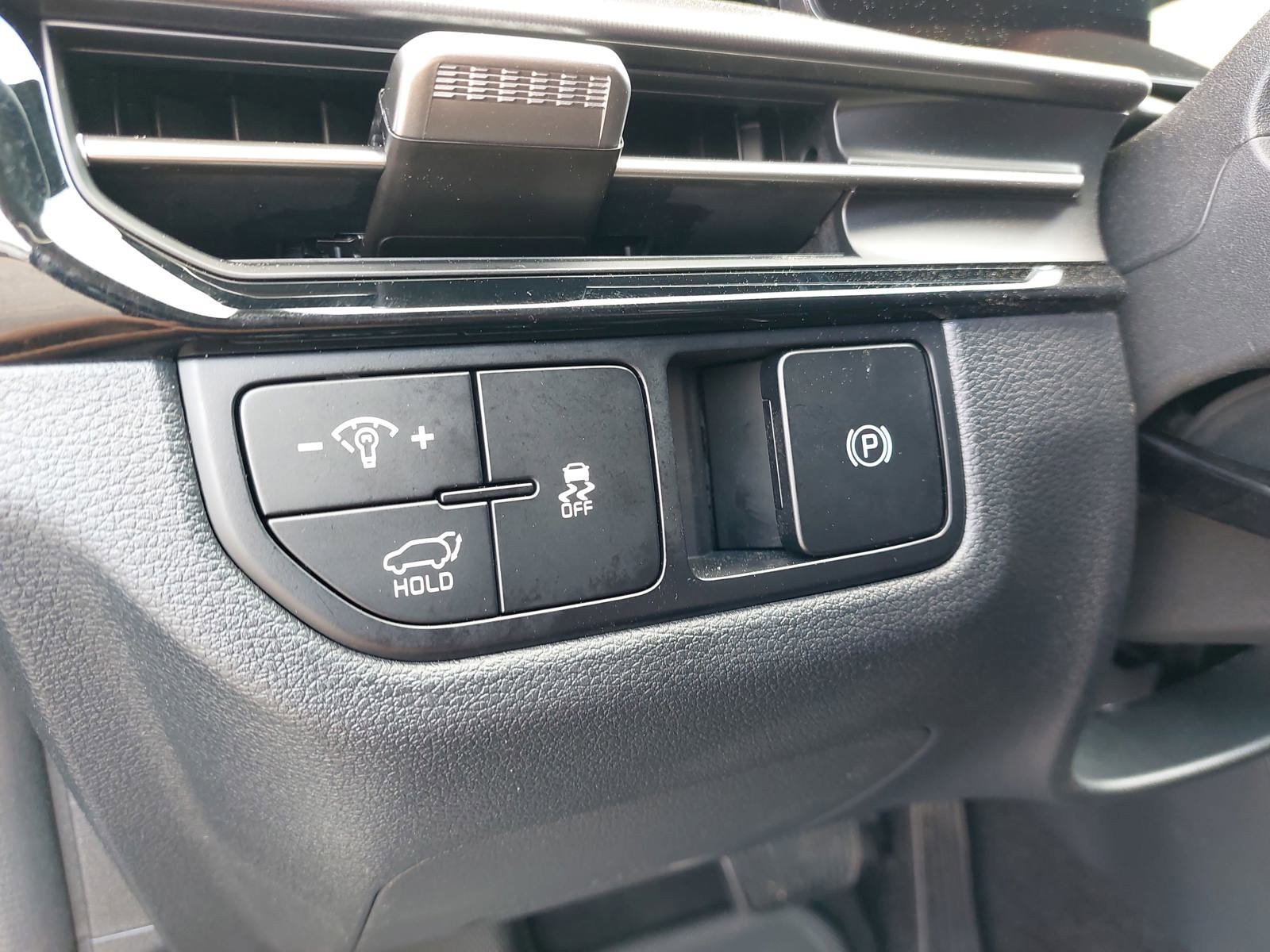 New 2026 Kia Sportage EX FWD image 28