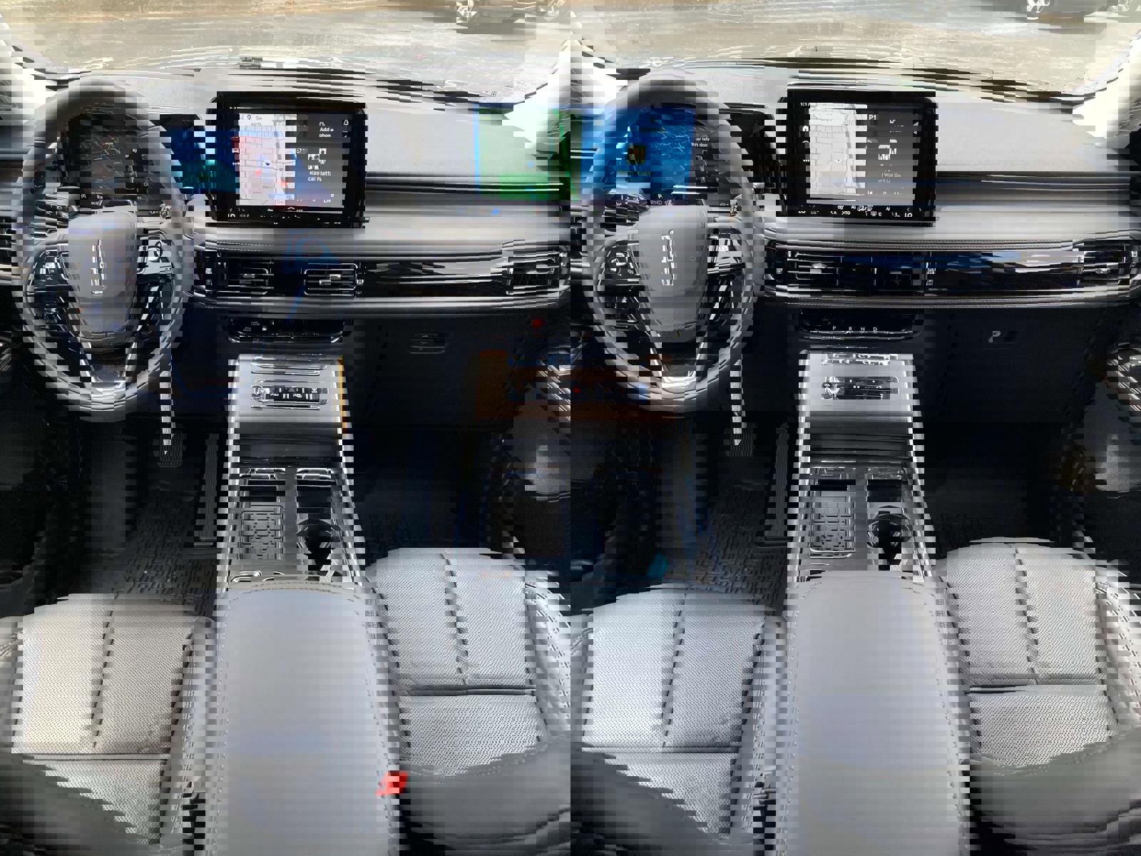 New 2025 Lincoln Aviator Reserve w/ Jet Appearance Package image 19