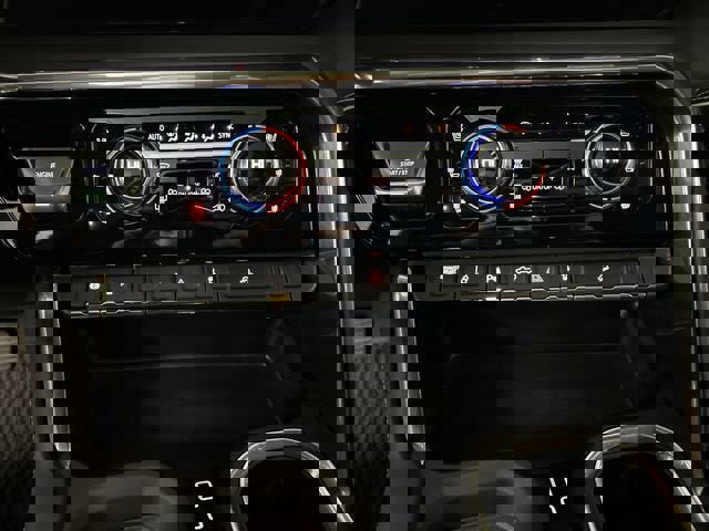 Certified 2025 GMC Sierra 2500 Denali Ultimate image 18