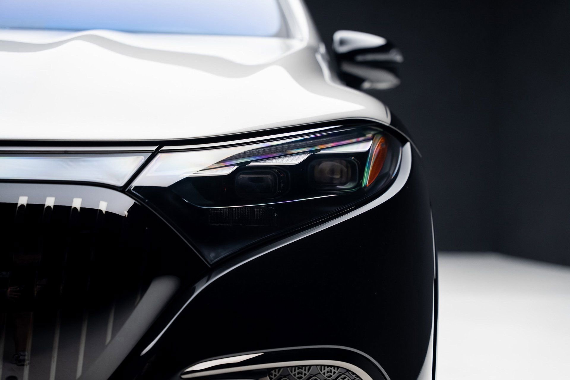 Used 2024 Mercedes-Benz Maybach EQS 680 4MATIC image 9