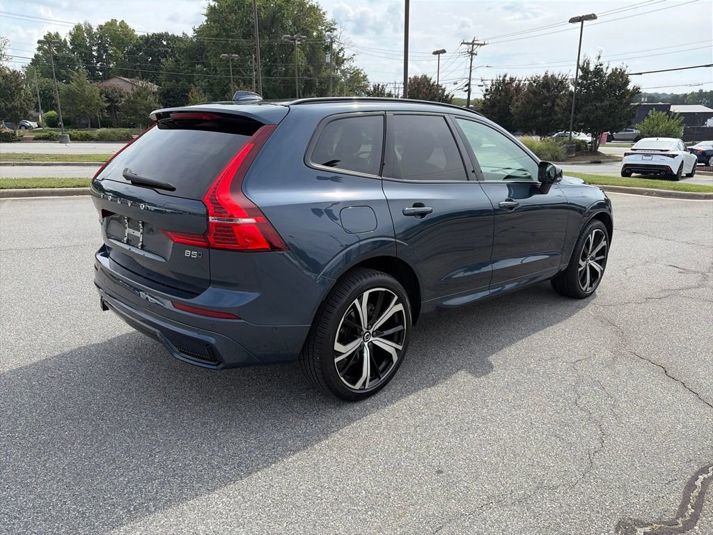 Used 2025 Volvo XC60 B5 Ultra w/ Climate Package AWD/4WD image 4