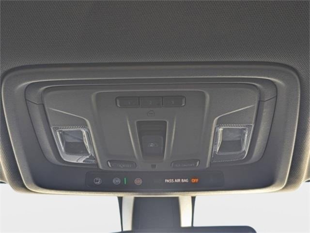 Used 2022 GMC Sierra 1500 SLT w/ SLT Premium Package image 24