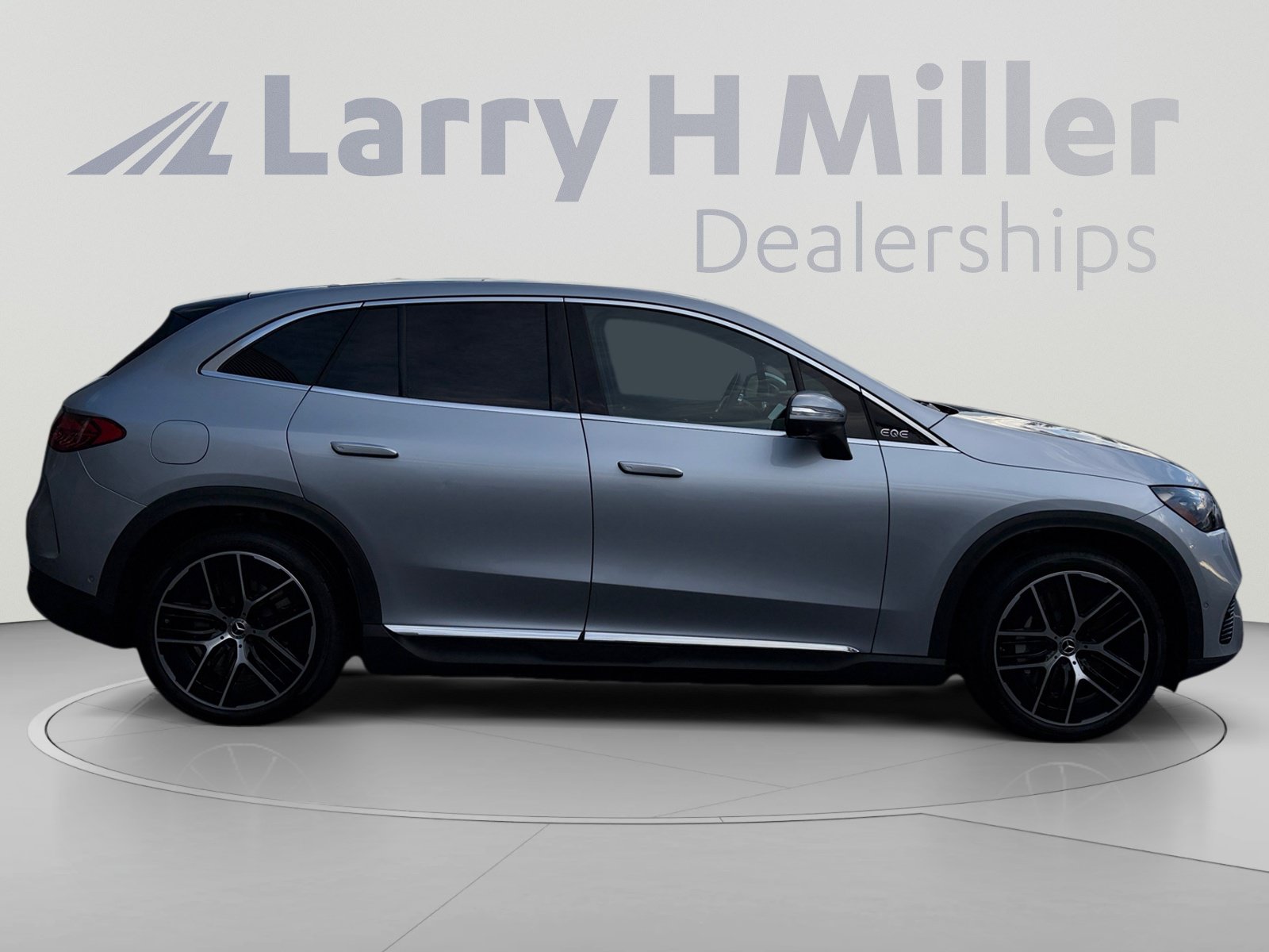 Certified 2023 Mercedes-Benz EQE 350+ 4MATIC SUV image 6