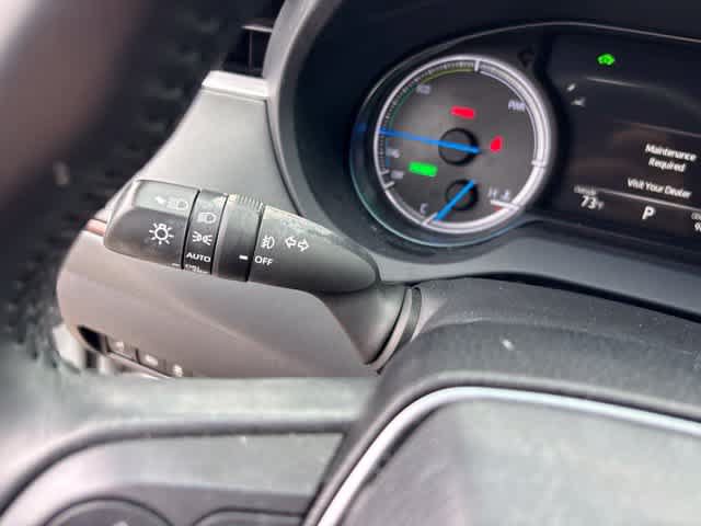Used 2024 Toyota Venza XLE AWD/4WD image 16