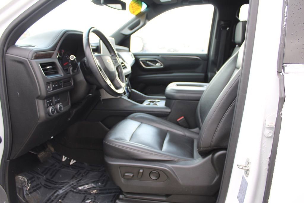 Used 2021 Chevrolet Suburban LT image 16
