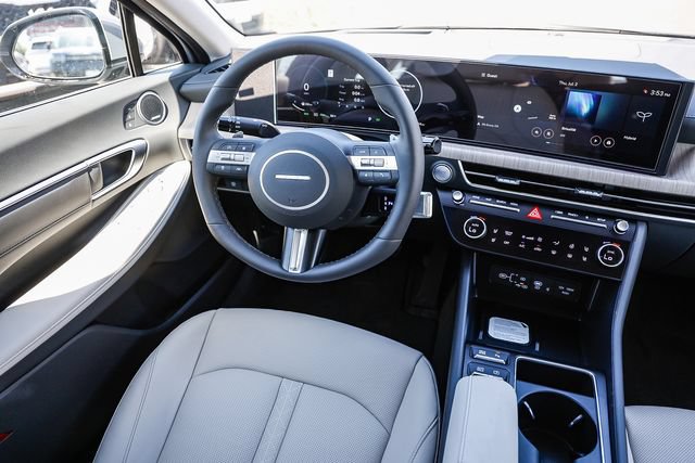 New 2026 Hyundai Sonata Limited FWD image 17