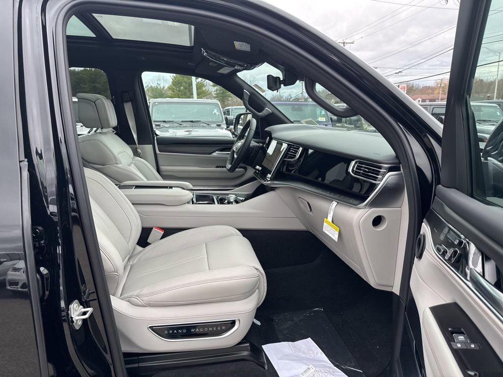New 2026 Jeep Grand Wagoneer Summit image 33