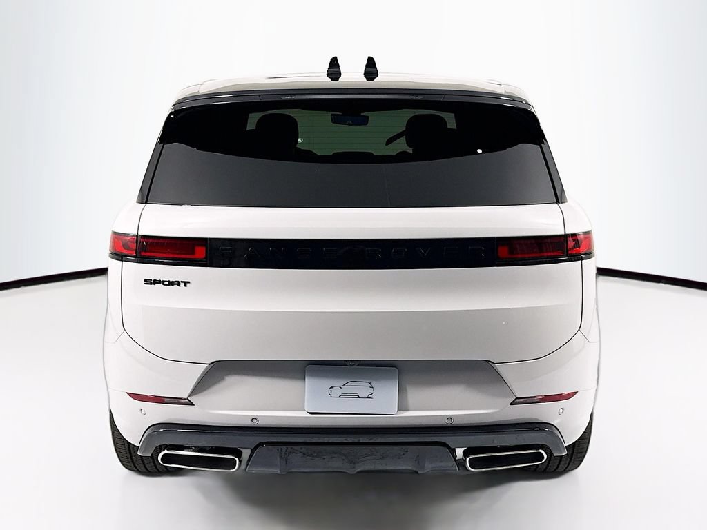New 2026 Land Rover Range Rover Sport Dynamic SE AWD/4WD image 6
