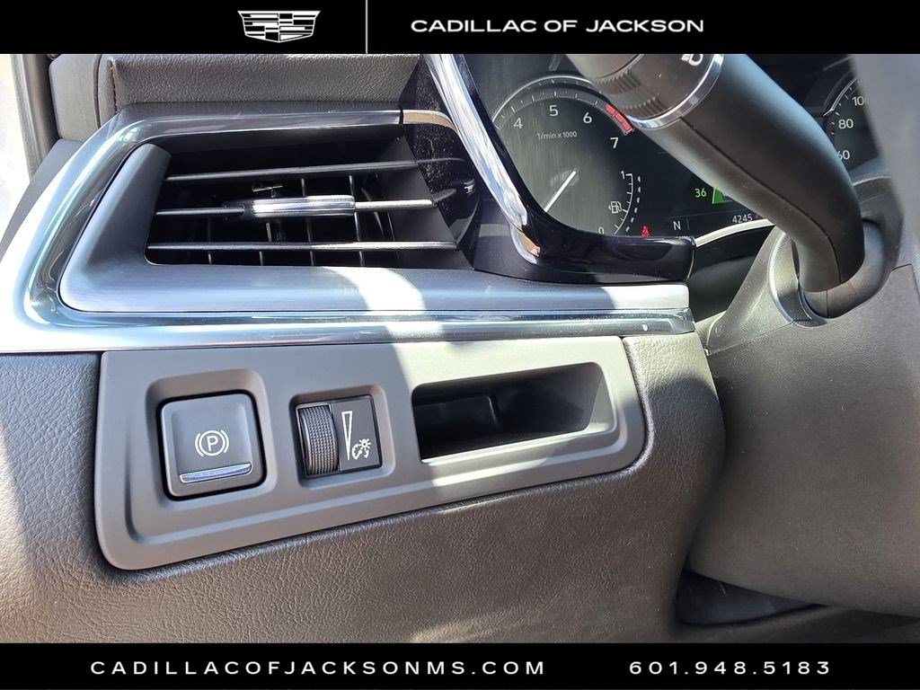 New 2026 Cadillac XT5 Luxury w/ LPO, Floor Liner Package AWD/4WD image 20