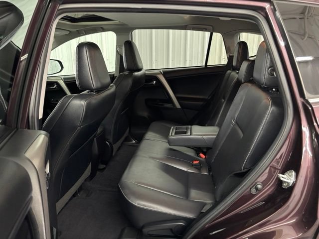 Used 2018 Toyota RAV4 Limited FWD image 12