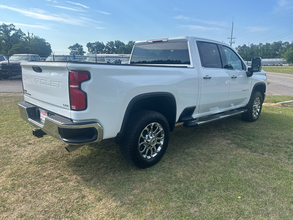 Used 2026 Chevrolet Silverado 2500 LTZ AWD/4WD image 12