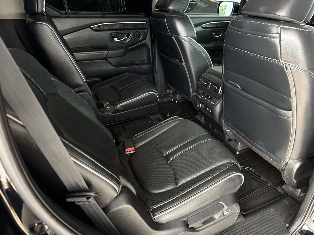 Used 2023 Honda Pilot Elite image 21