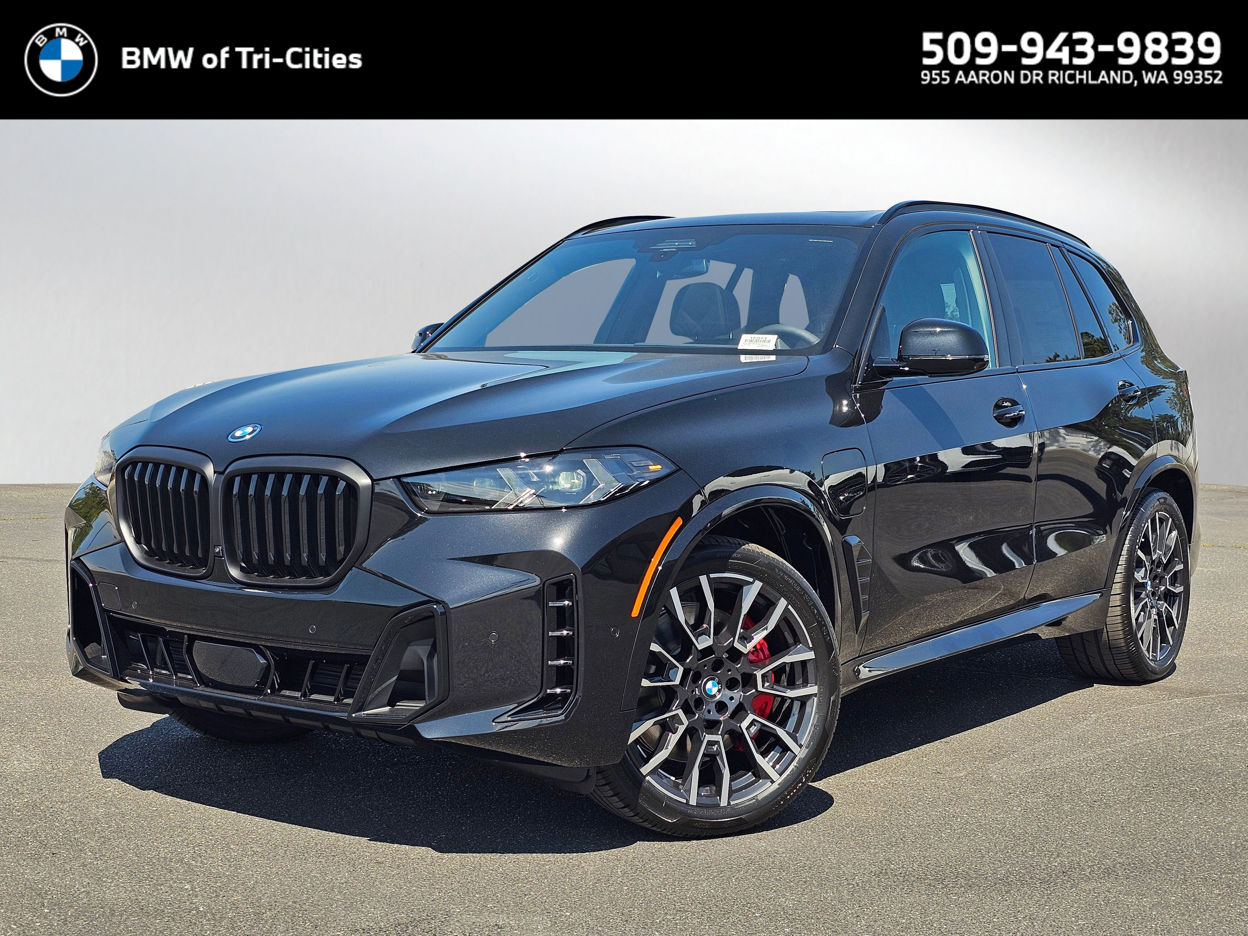 New 2026 BMW X5 xDrive50e w/ M Sport Package image 1