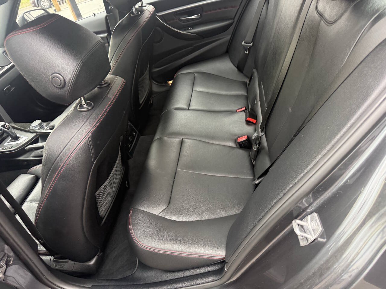 Used 2017 BMW 330i xDrive Sedan AWD/4WD image 17