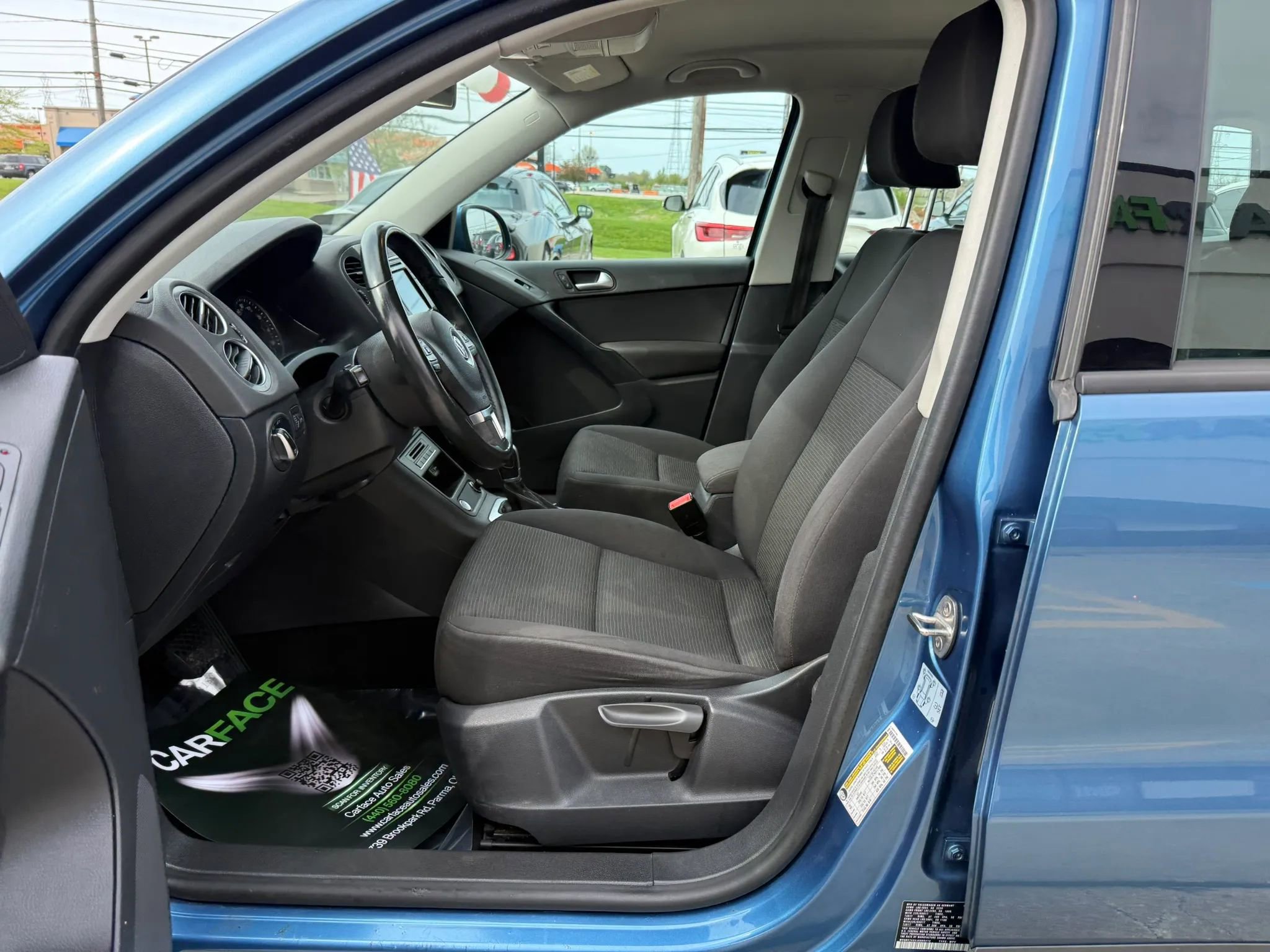 Used 2018 Volkswagen Tiguan Limited AWD/4WD image 18
