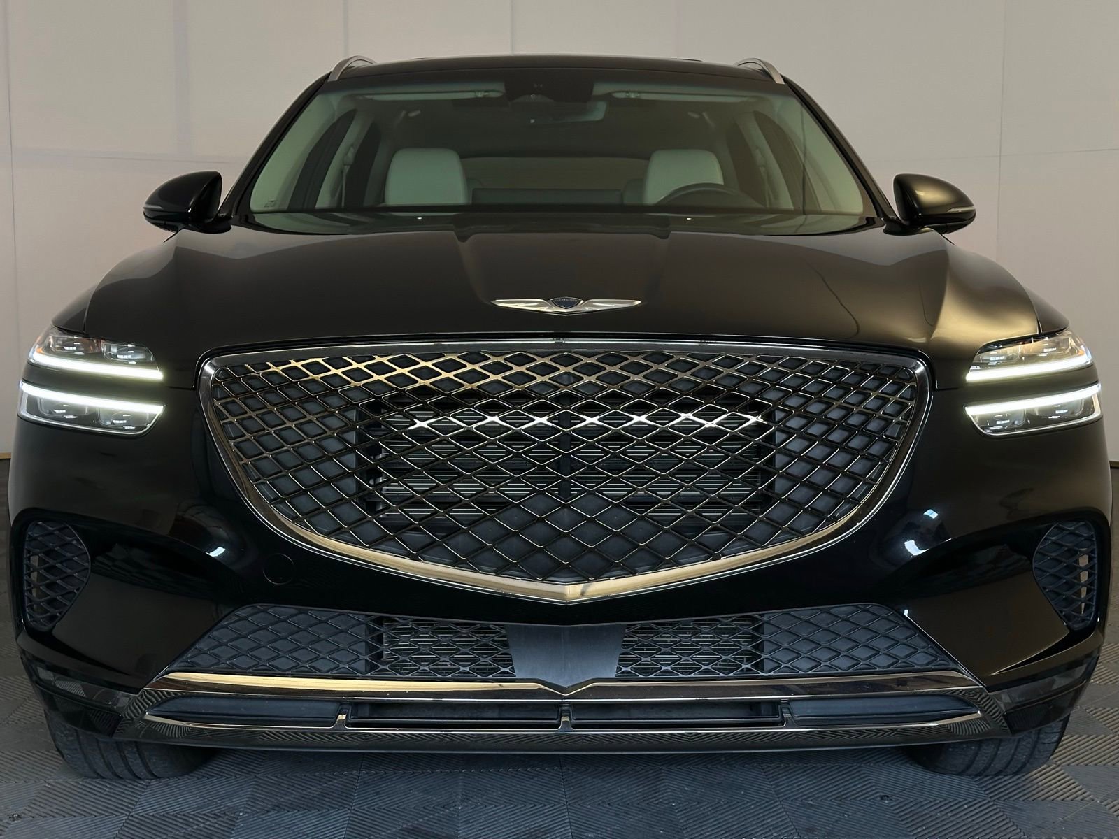 Used 2022 Genesis GV70 2.5T w/ Select Package image 23