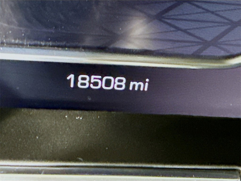 Used 2024 GMC Sierra 1500 Denali Ultimate image 4