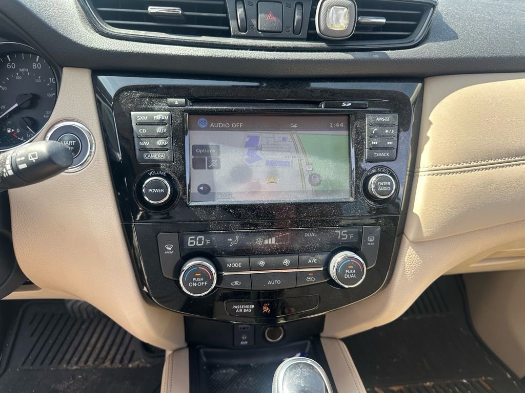 Used 2017 Nissan Rogue SL w/ SL Premium Package image 31