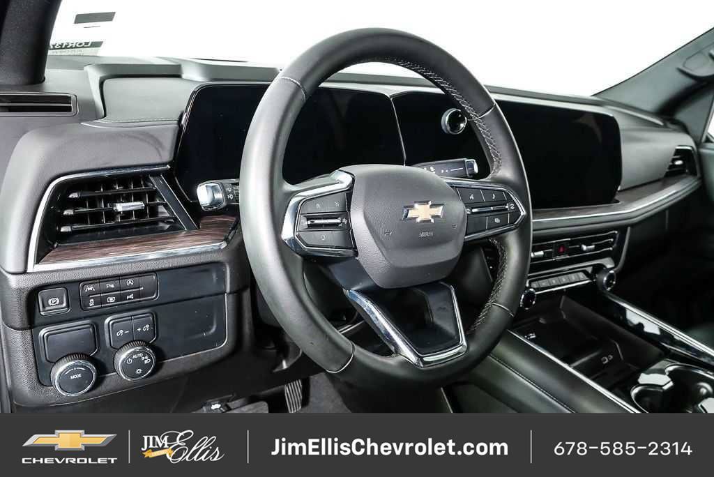 Certified 2025 Chevrolet Tahoe LT RWD image 4