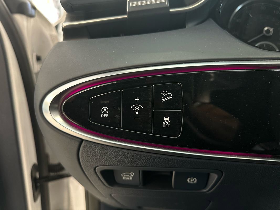 Used 2022 Genesis GV70 2.5T w/ Sport Prestige Package image 31