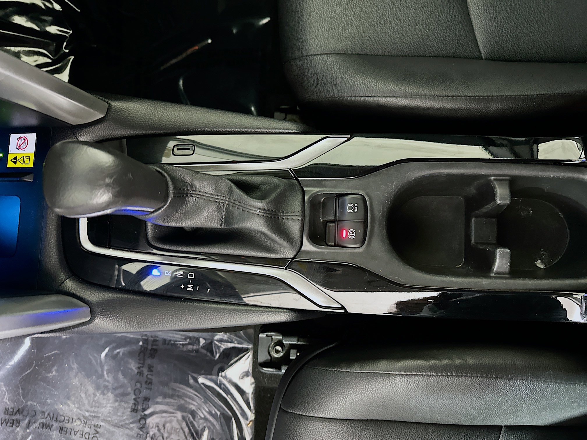 Used 2023 Toyota Corolla Cross XLE w/ Convenience Package image 22