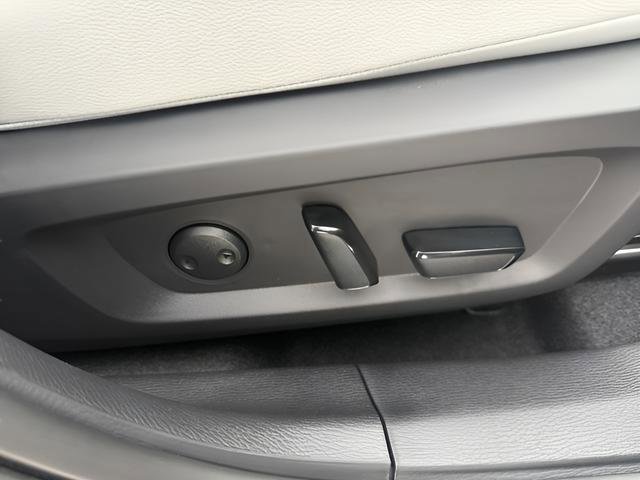 New 2025 Mitsubishi Outlander SEL image 26