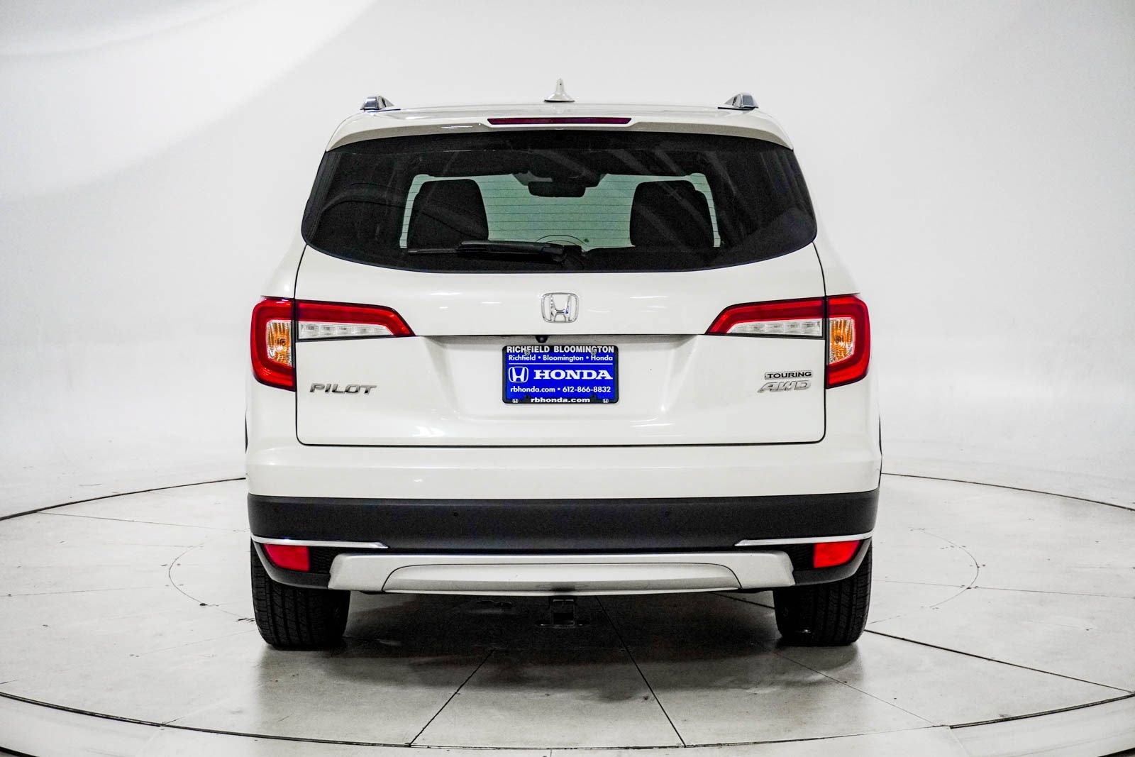 Used 2019 Honda Pilot Touring image 7