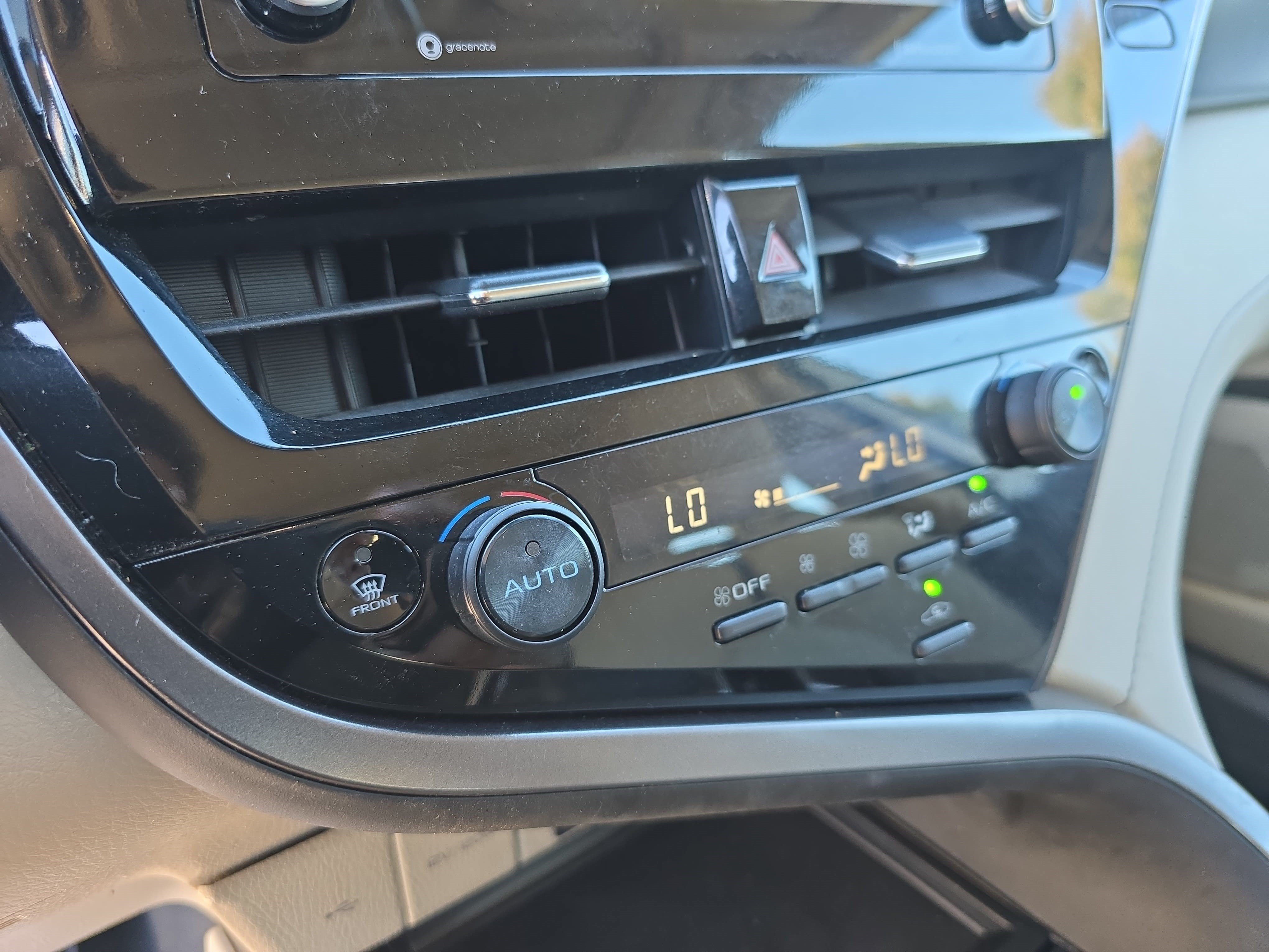 Used 2024 Toyota Camry LE w/ Convenience Package FWD image 22