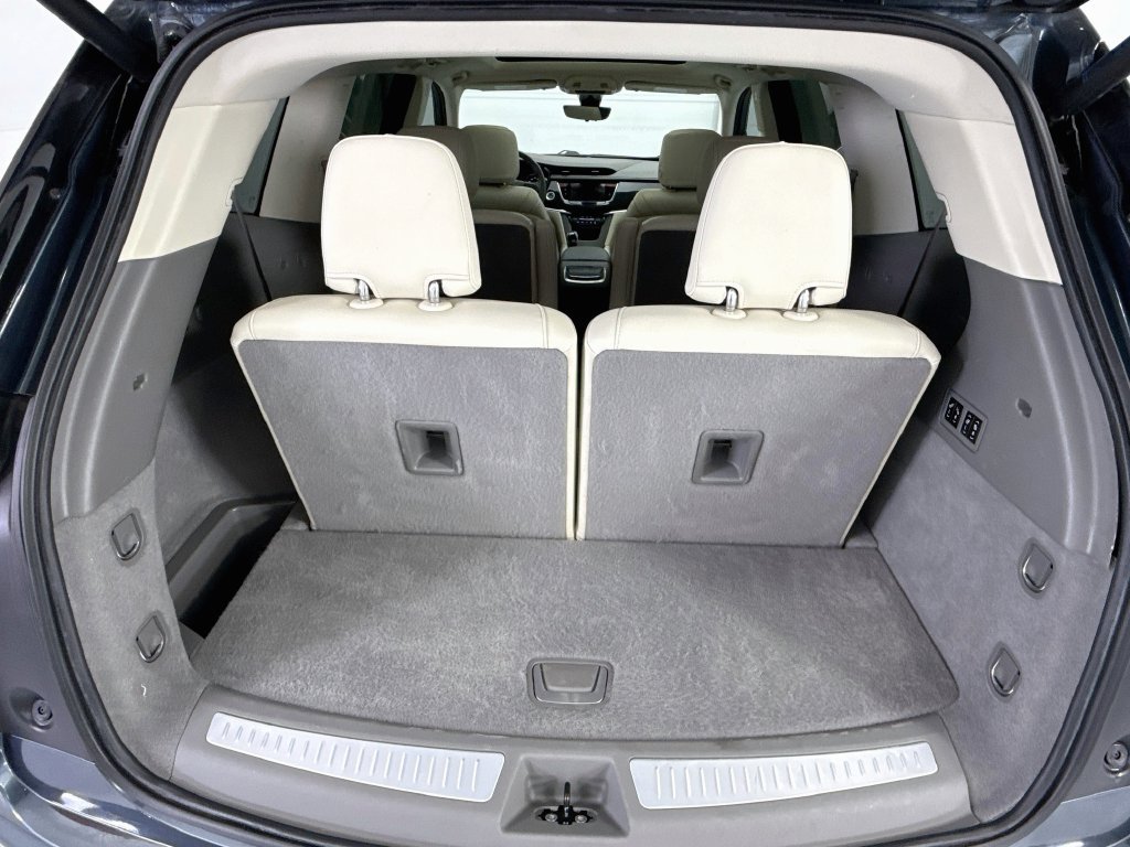 Used 2021 Cadillac XT6 Premium Luxury FWD image 28