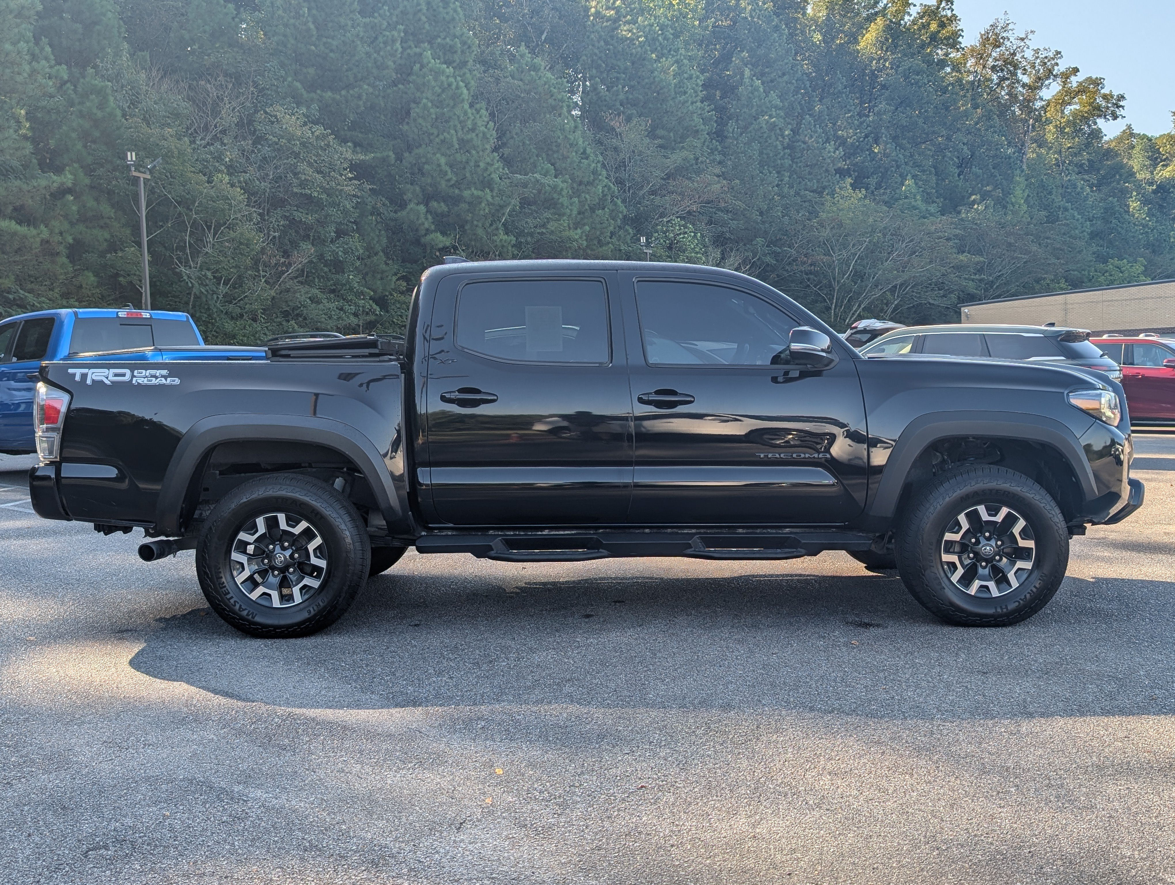 Used 2022 Toyota Tacoma TRD Off-Road w/ TRD Premium Off Road Package RWD image 11