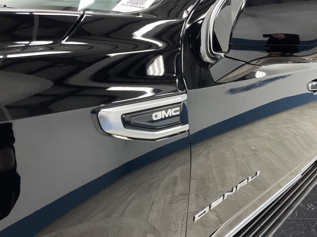 Used 2023 GMC Yukon Denali w/ Denali Reserve Package image 41