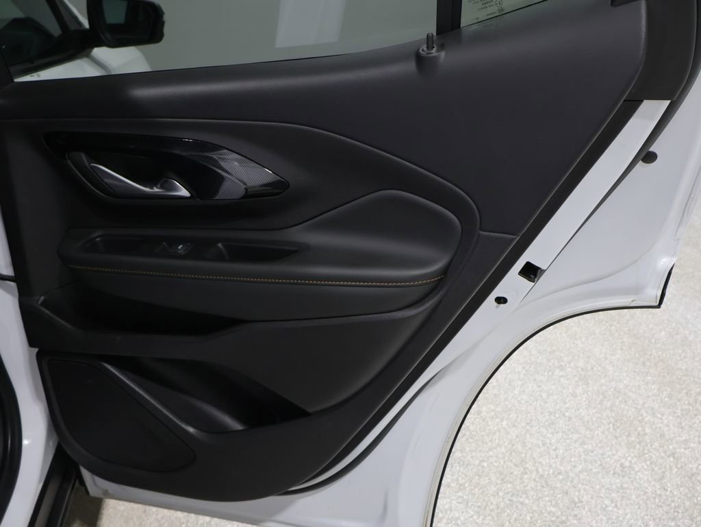 Used 2024 GMC Terrain AT4 image 22