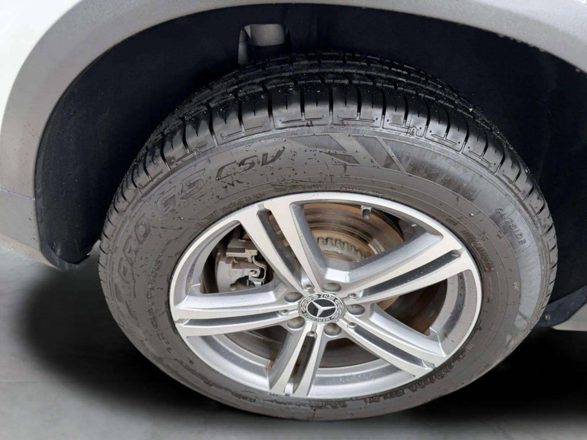 Used 2022 Mercedes-Benz GLC 300 image 41