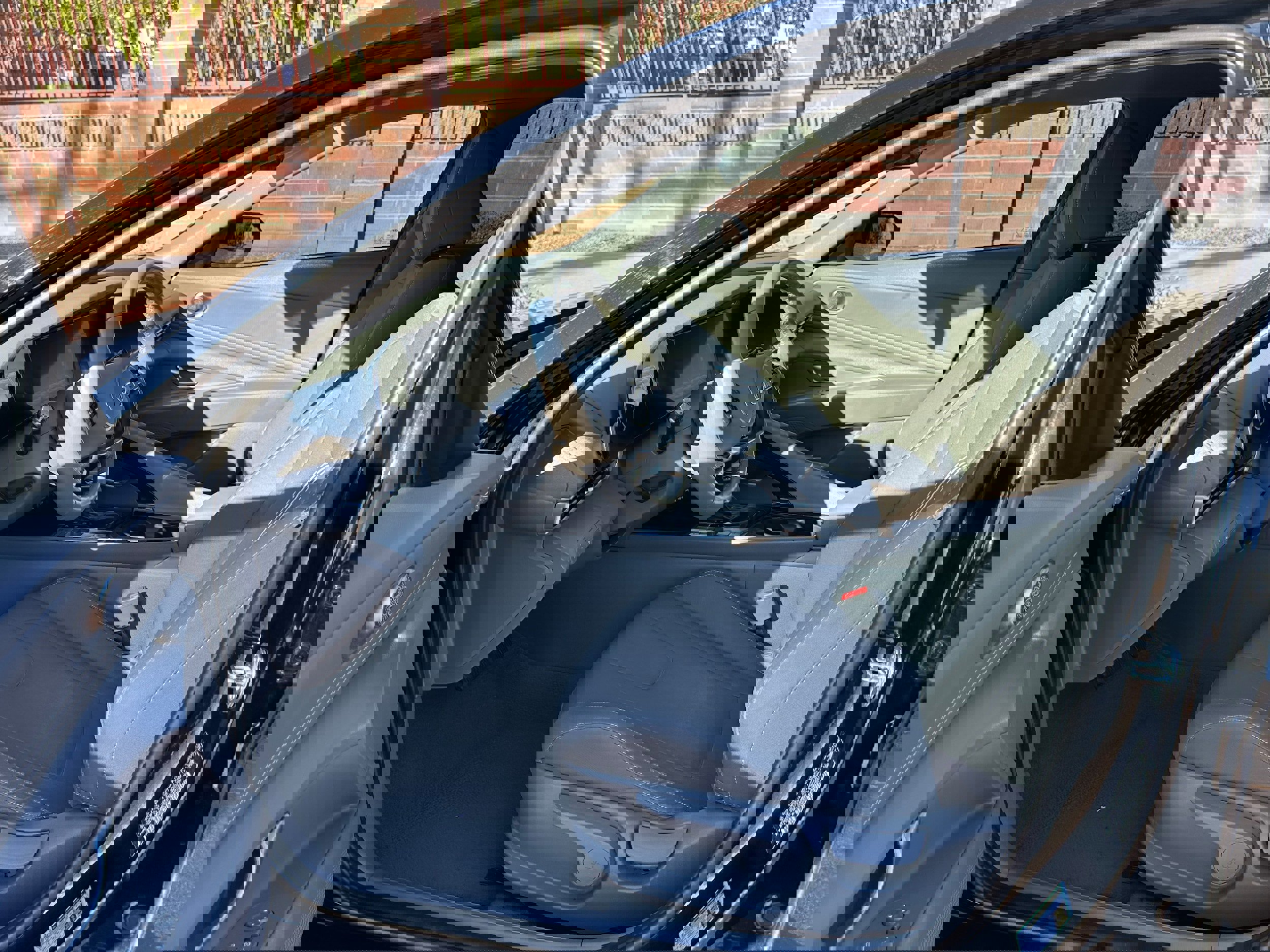 Used 2023 Hyundai Elantra SEL w/ Convenience Package image 6