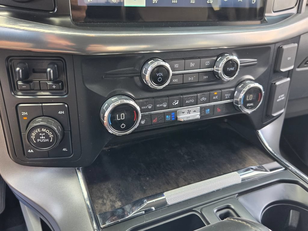 Used 2021 Ford F150 Lariat w/ Equipment Group 502A High AWD/4WD image 25