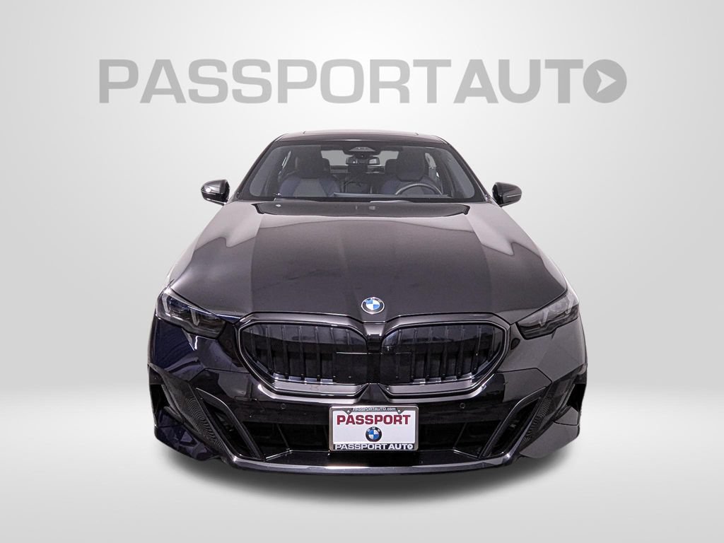 Used 2026 BMW 530i xDrive w/ M Sport Package AWD/4WD image 10