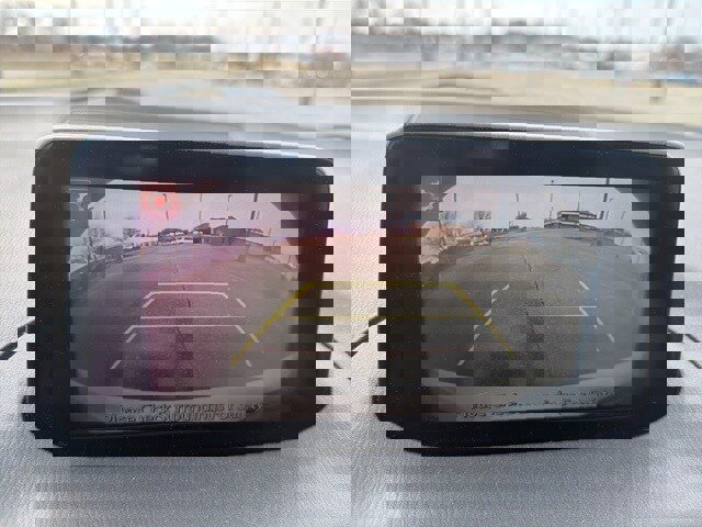 Used 2018 MAZDA MAZDA3 Grand Touring image 17