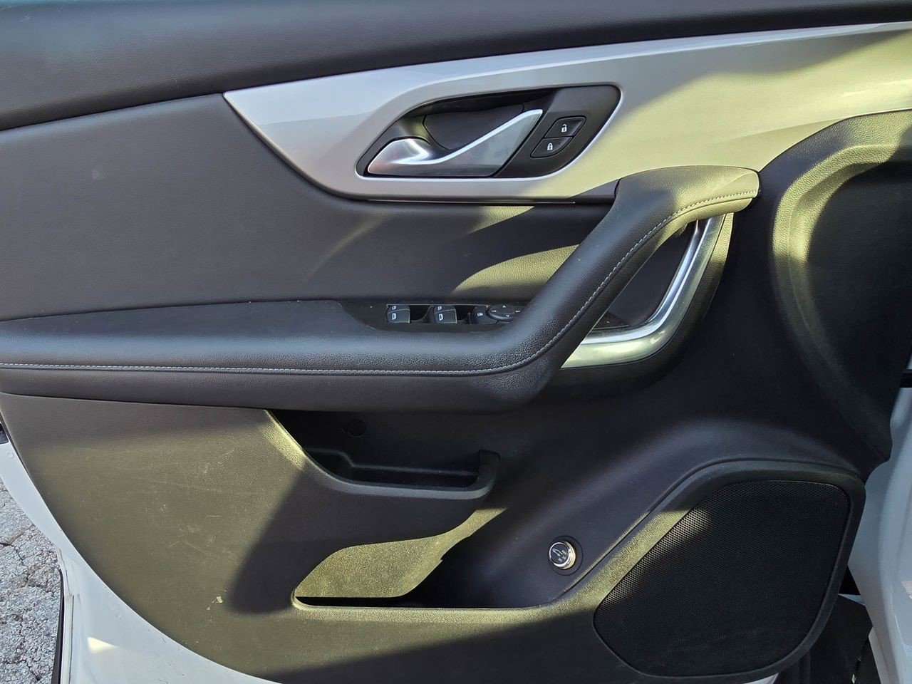 Used 2022 Chevrolet Blazer LT FWD image 9