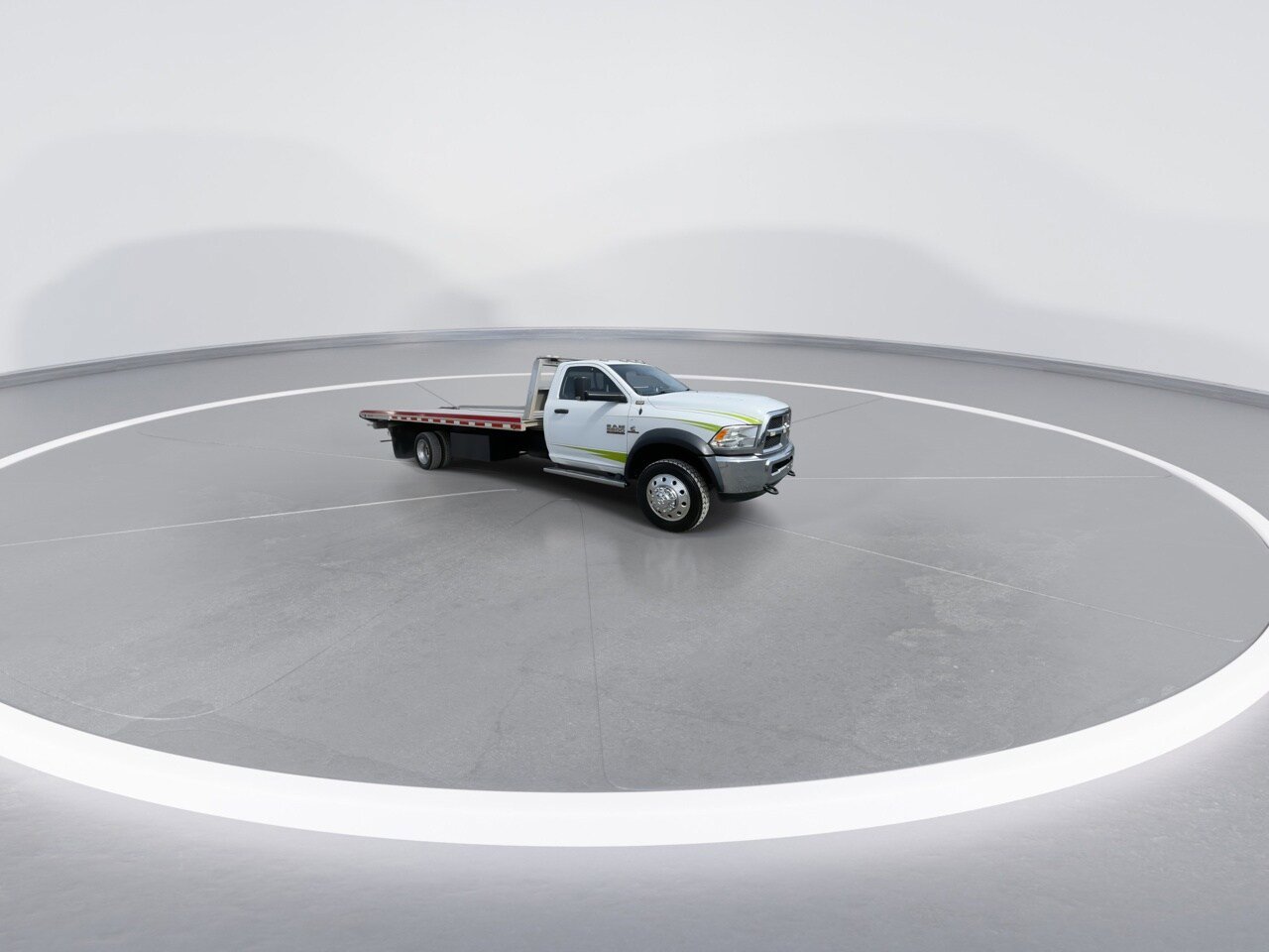 Used 2015 RAM 5500 Tradesman w/ Power & Remote Entry Group AWD/4WD image 7