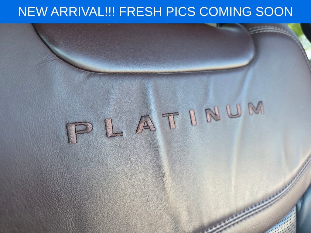 Used 2020 Ford Explorer Platinum w/ Premium Technology Package AWD/4WD image 16