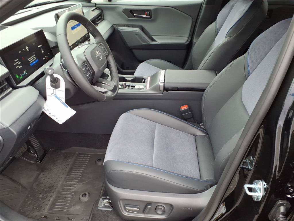New 2026 Toyota RAV4 XSE w/ Panoramic Sun Roof Package AWD/4WD image 3