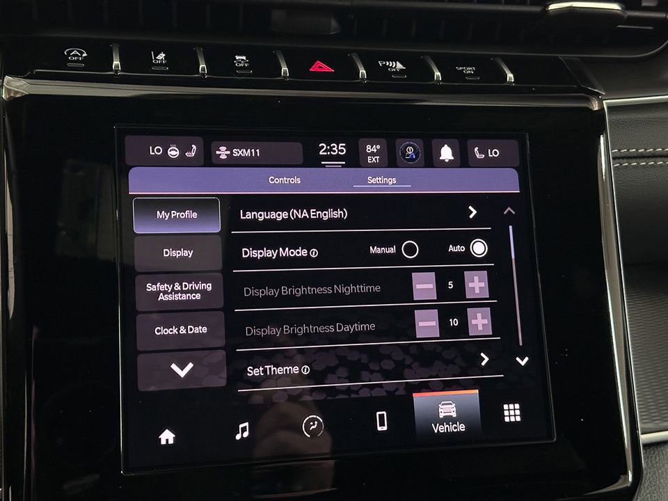 New 2025 Jeep Grand Cherokee L Altitude image 37